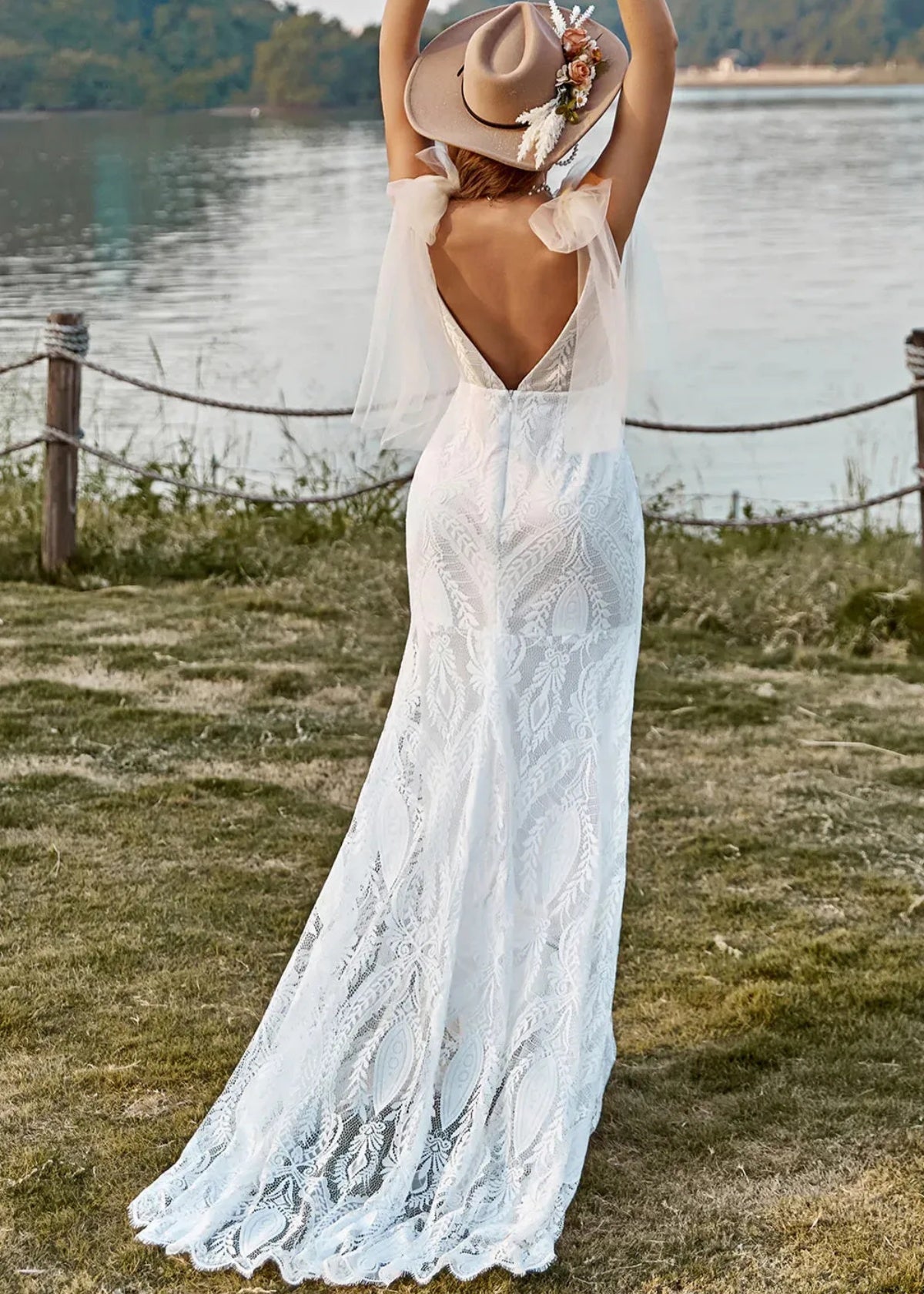 Geraldine | Boho Mermaid V Neck Backless Lace Long White Wedding Dress Train with Bow - White - PROMDRESS Club