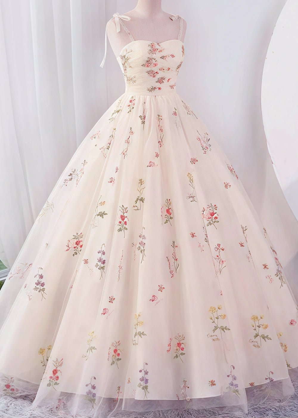 Isabel | Exquisite Elegant Champagne Floral Sweetheart Neck Corset Wedding Dress with Bow - Champagne Floral - PromDressClub