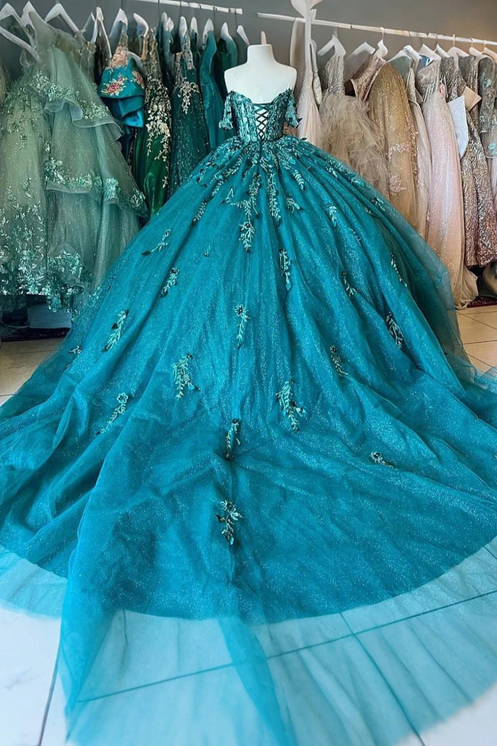 Kaylee | Unveil Your Radiance in Emerald Green Quince Dresses - Emerald Green - PromDressClub