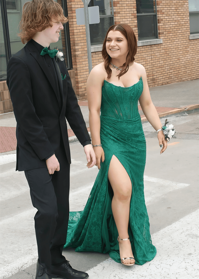 Lynn | Mermaid Plus Size Emerald Green Long Prom Dress - Price #price_variant_lowest# - Emerald Green - PromDressClub